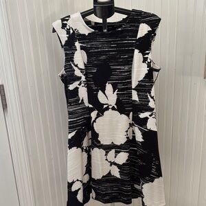 Apt. 9 Black and White Patterned Dress